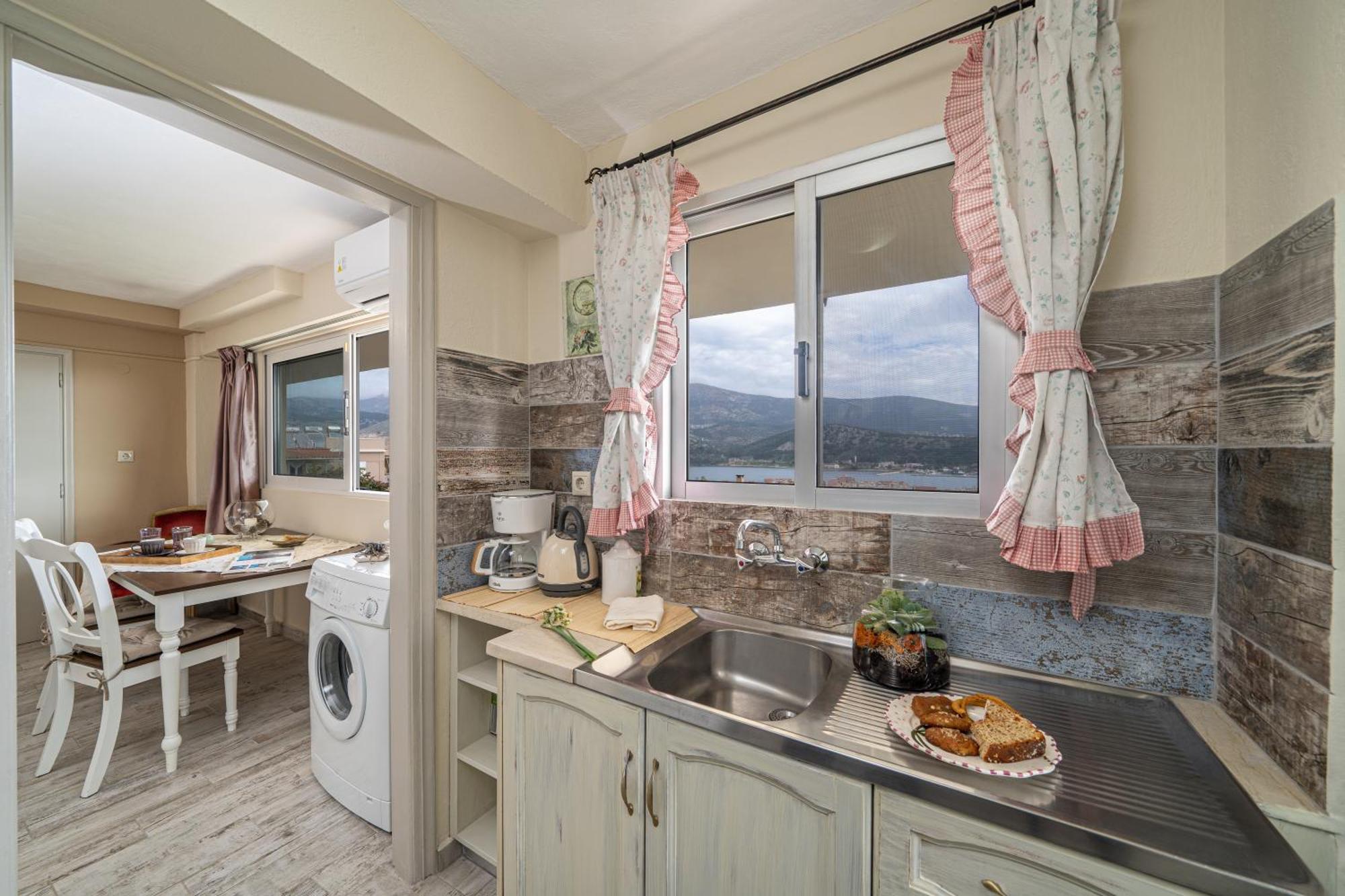 Aphrodite Superb Sea View Apartment อาร์กอสโตลี ภายนอก รูปภาพ